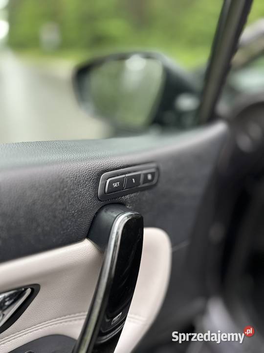 Kia Ceed 16 GDI 135 2013 Panorama Skóra Pamięć Mniów sprzedam