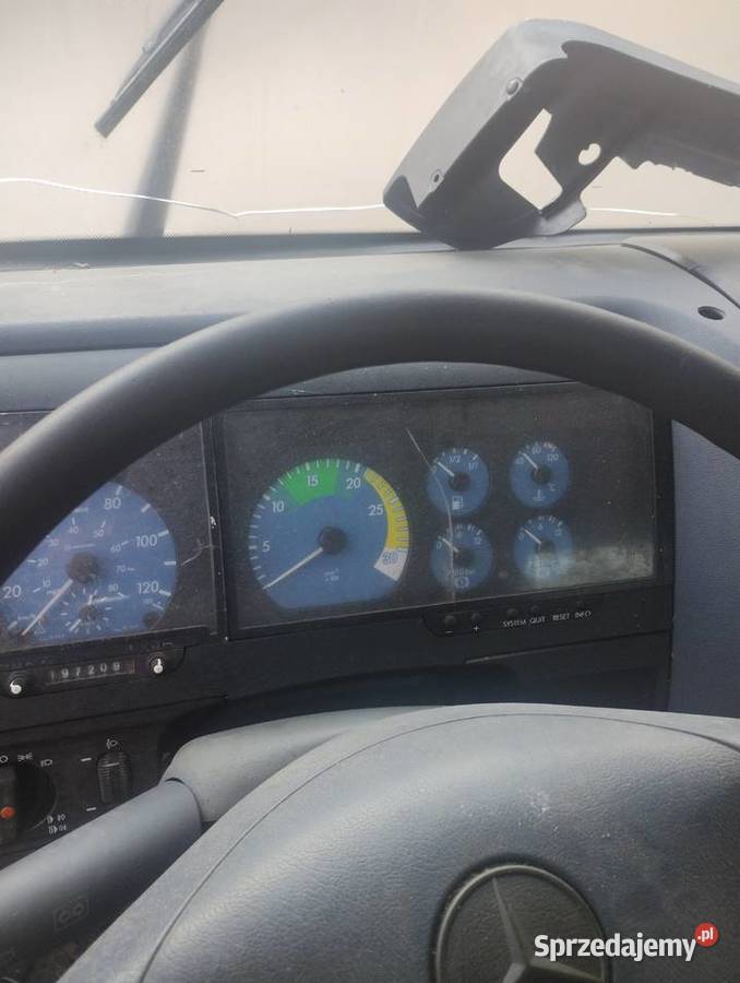 Zegary do mercedesa atego sprzedam