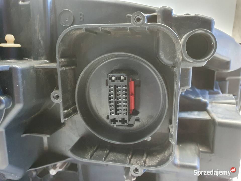 LAMPA Volvo XC90 II 2 LEWY PRZÓD lewa przednia Chełm