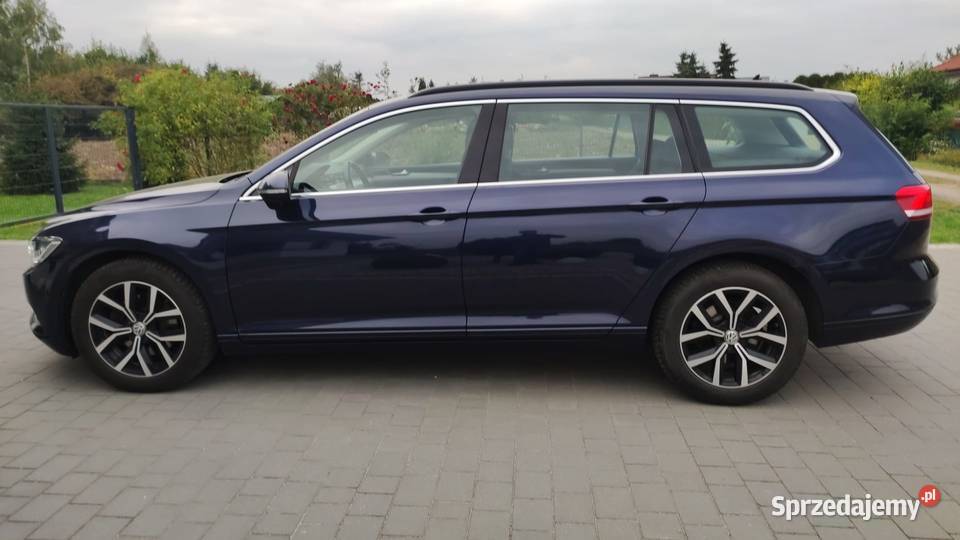 Volkswagen Passat kombi 2017 benzyna 180 Kościan