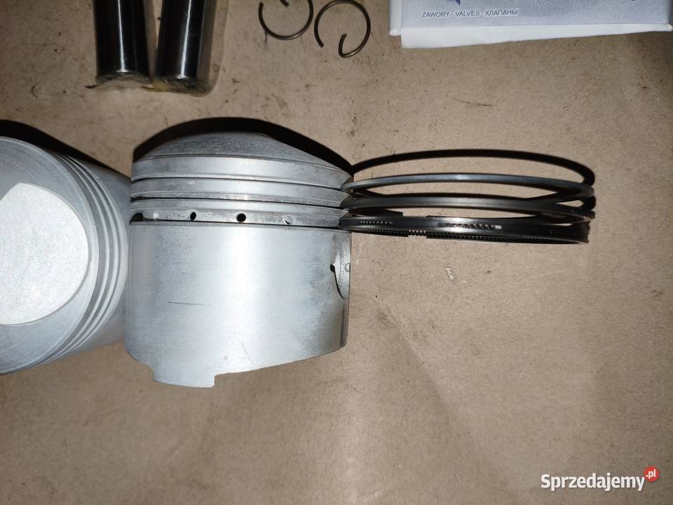 Nowe Tłoki 790 TRT z pierścieniami Prima do Tłoki Leszno sprzedam