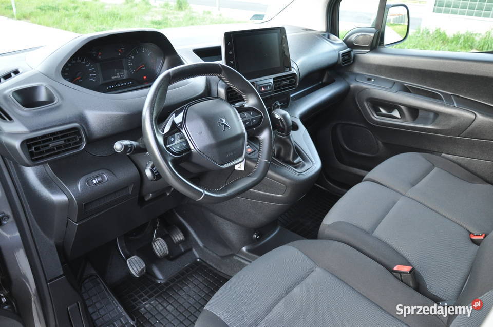 Peugeot Partner L2H1 15 HDI 3 osobowy LONG Długi Bilcza sprzedam