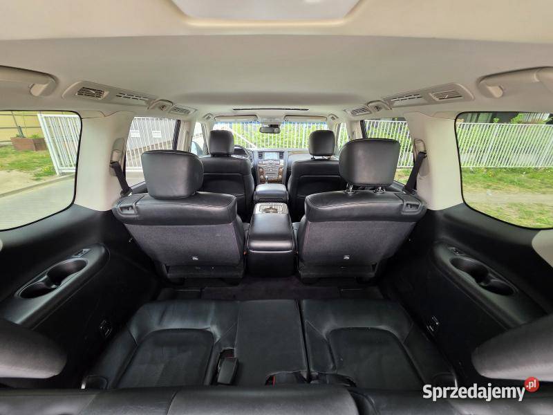 Srebrne Infiniti QX 80 z fotelami kapitańskimi Warszawa sprzedam