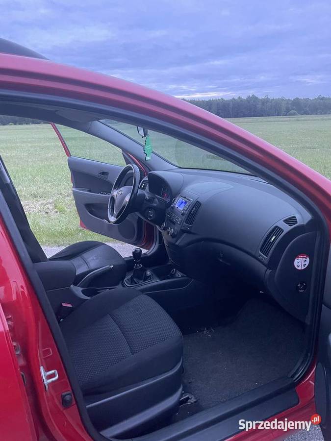 Hyundi i30 16 d 2010 klima manualna Busko-Zdrój