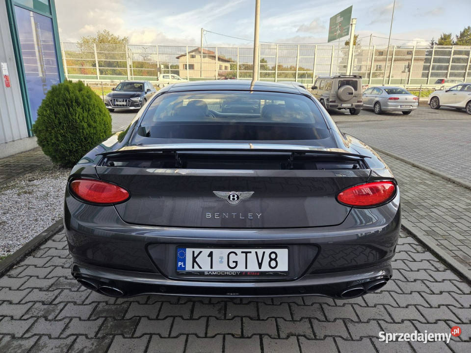 Bentley Continental GT V8 550 Pierwszy Rok produkcji 2021 Węgrzce