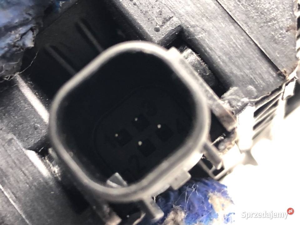 KLAMKA ZEWNĘTRZNA LEWY PRZÓD SKODA KAMIQ Klamki