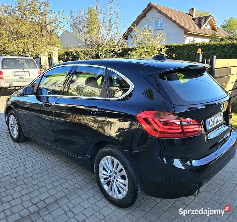 BMW 218i z 2019r Czarna 1 Właściciel Serwisowany nieuszkodzony