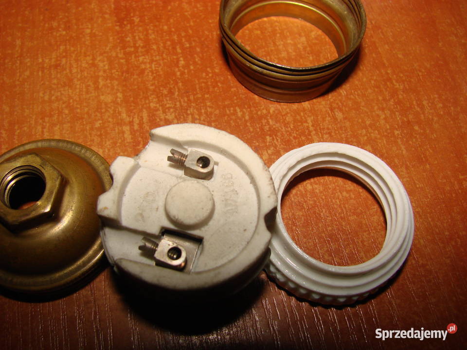 stara mosiężna oprawka żarówki Pruszcz Gdański