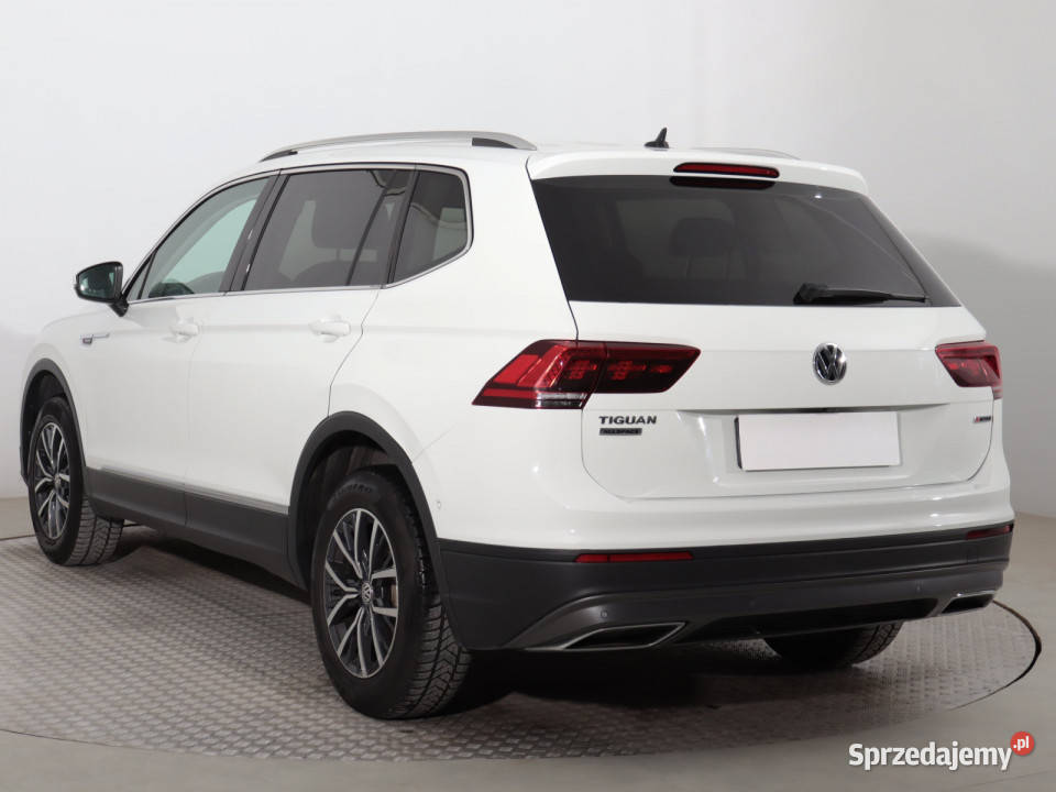 VW Tiguan Allspace 20 TSI światła przeciwmgielne Katowice