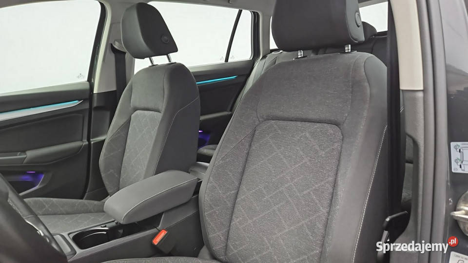 Volkswagen Golf 20 TDI Life Z Polskiego Salonu isofix sprzedam