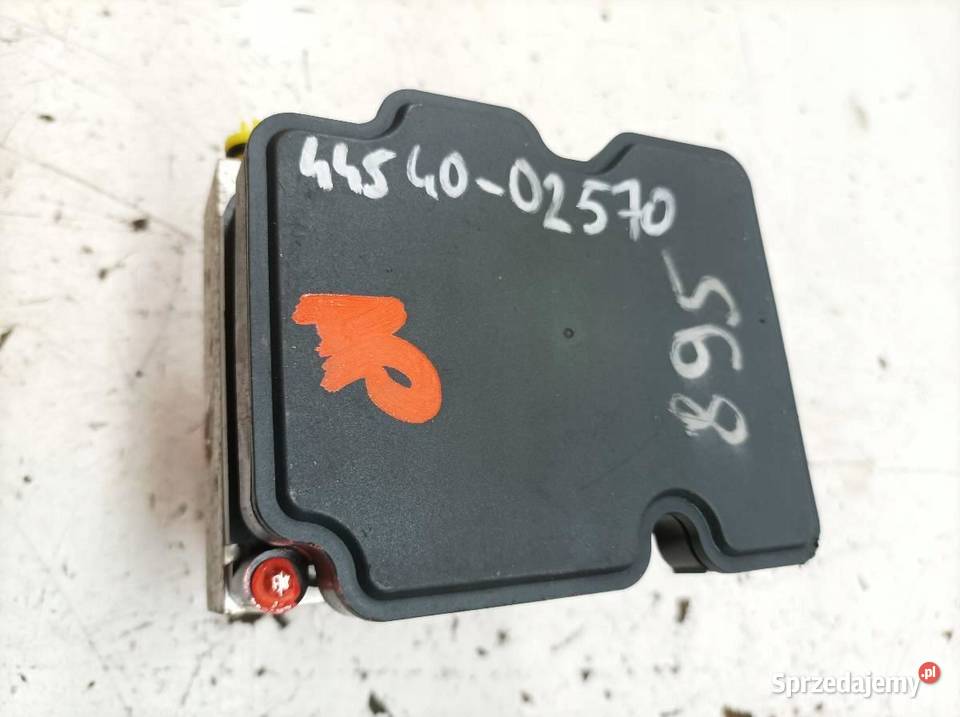 POMPA ABS 4454002570 026556731 Toyota Corolla XI