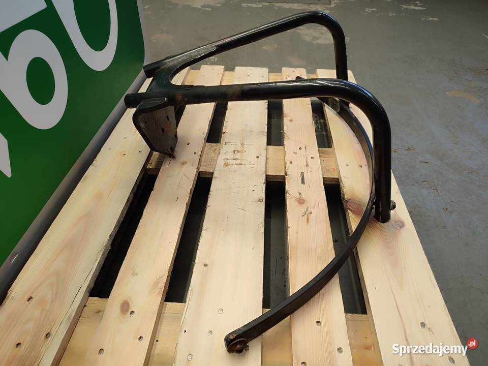 Stelaż błotnika MASSEY FERGUSON 9407 Wilkowo