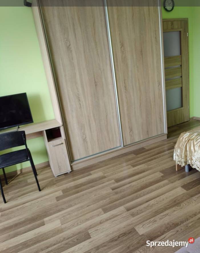 1pok 37met Łowickiej BALKONPIWNICA Legnica Mieszkania