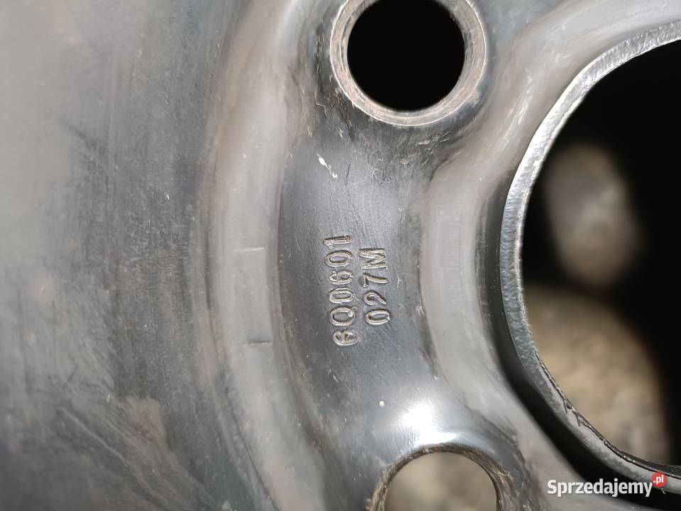 4Felgi stalowe R15 Samochodowe