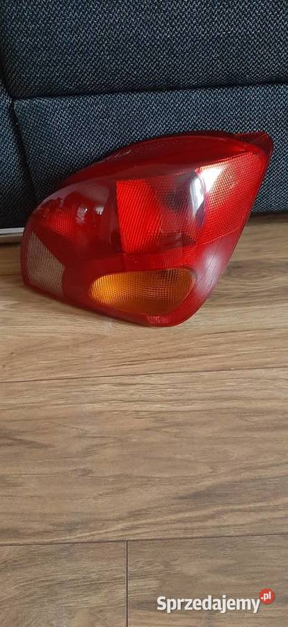 Lampa tylna prawa ford fiesta mk4 oryginalna Oświetlenie Chocianów