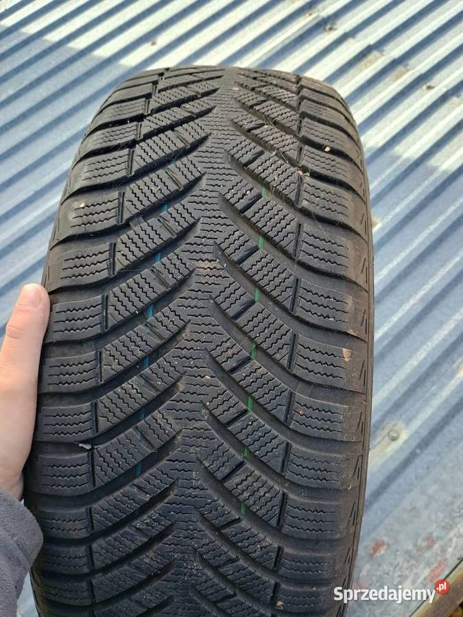 4x opony zimowe 225x55x17 zima Starachowice sprzedam