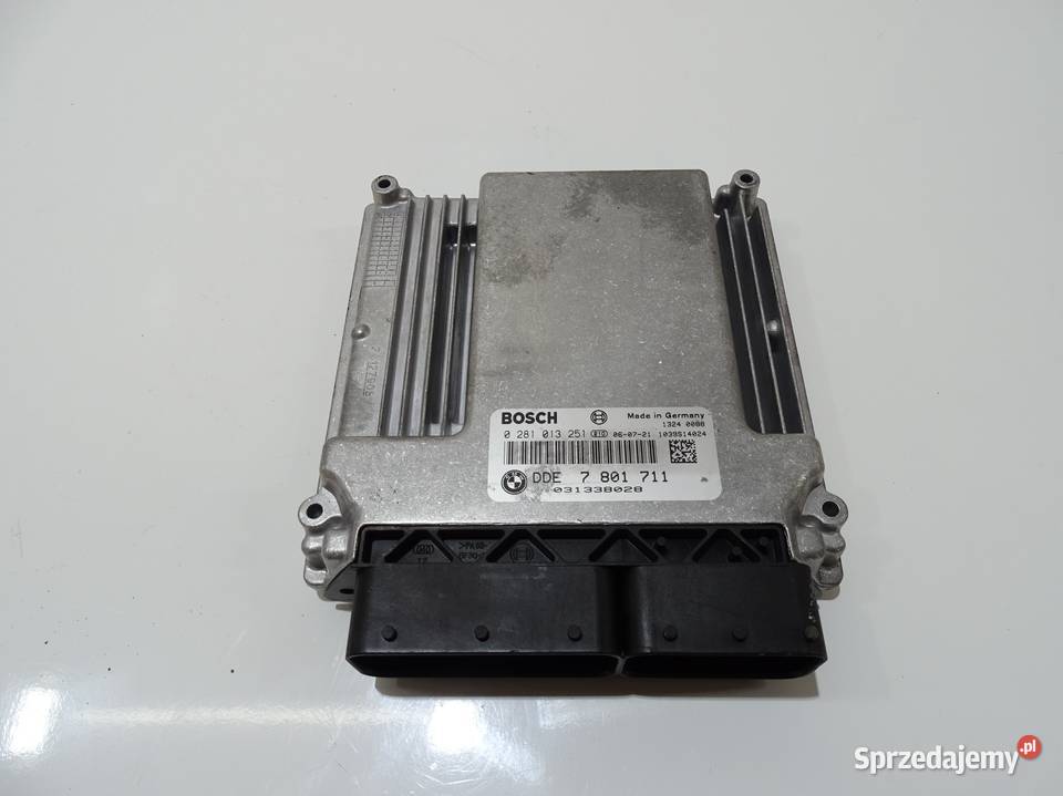 KOMPUTER STEROWNIK SILNIKA BMW E60 E61 204D4 Strzyżewice sprzedam