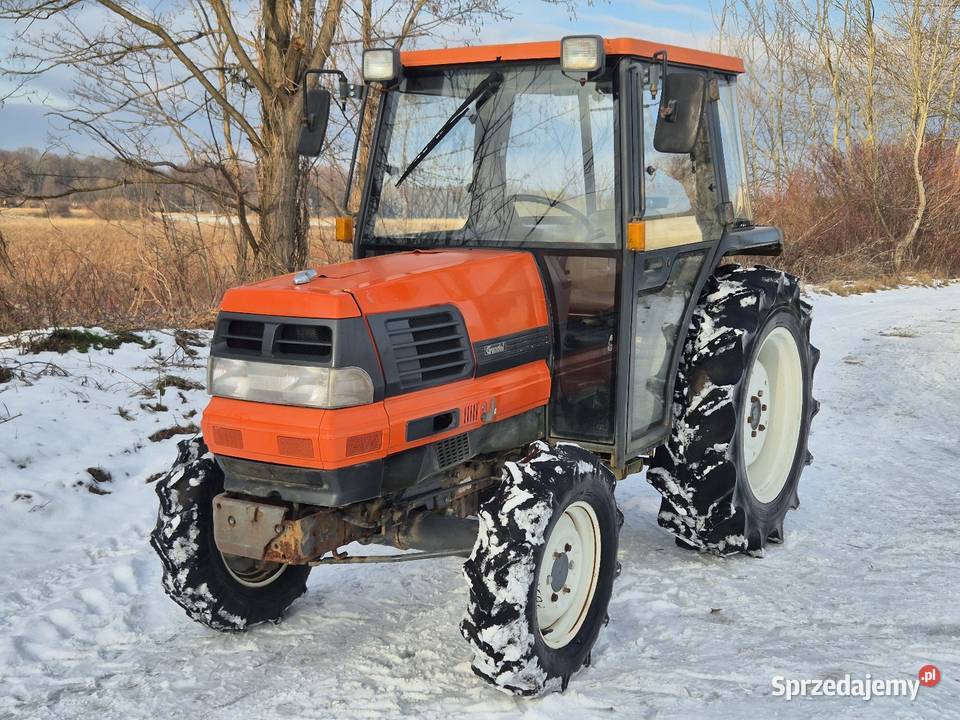 Traktorek traktor KUBOTA GL300D 30 44 Małuszyn sprzedam