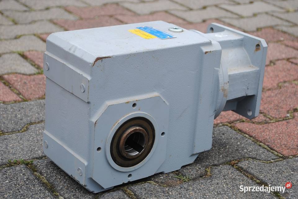 Przekładniareduktor kątowa Przełożenie 18444