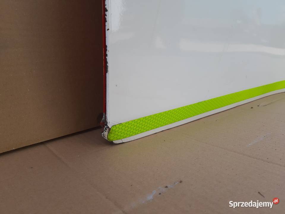 IVECO DAILY 14 DRZWI PRAWE PRZEDNIE Trzciel