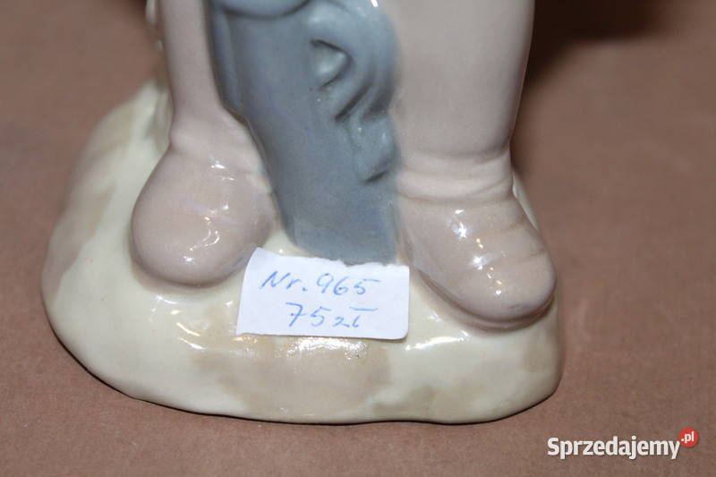 Figurka kobieta z psem Casades 965 FiaF Porcelana i szkło Szczecin