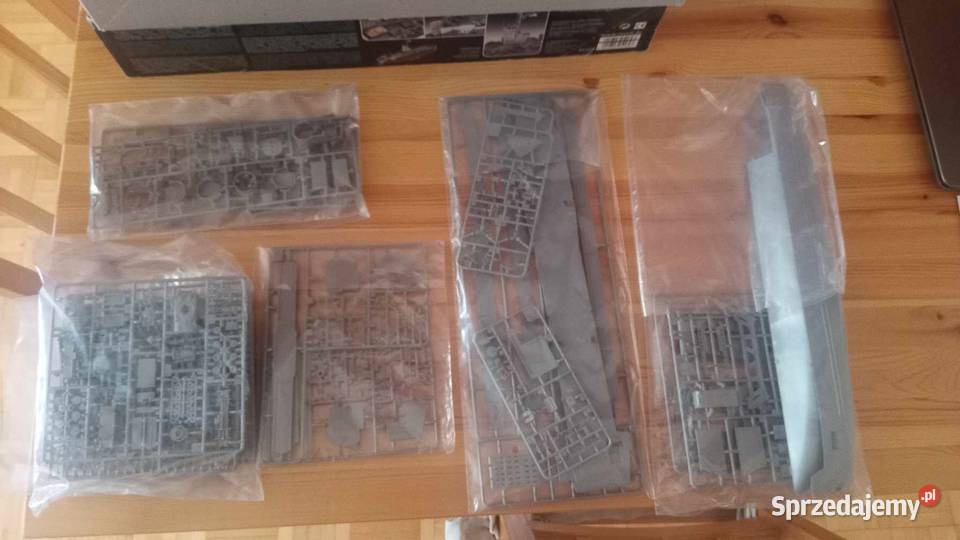 Revell 1144 US Navy Landing Ship Medium Bofors