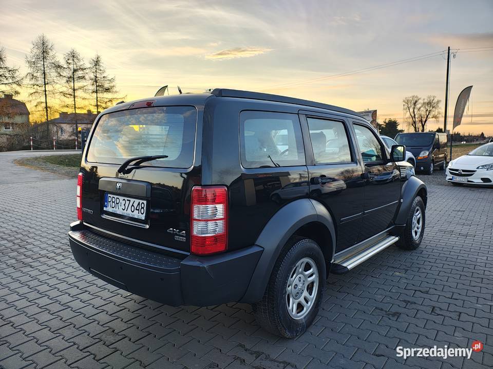 Dodge Nitro Napęd 4x4 28Diesel Zarejestrowany podkarpackie