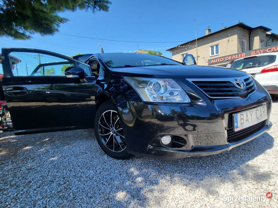 Toyota Avensis 18 147 ASO TUV Oryginał I Kombi Pabianice