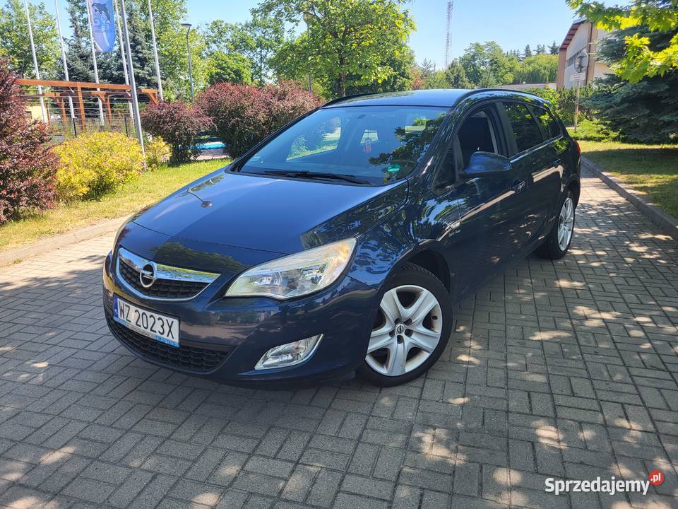 Astra J 16 Benzyna wersja Sports touer OKAZJA Sochaczew sprzedam
