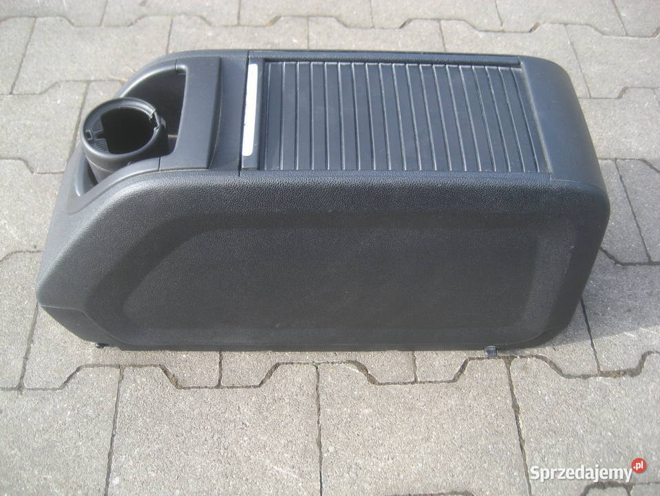 citroen berlingo iii 0812r podłokietnik schowek osobowe wielkopolskie Rakoniewice