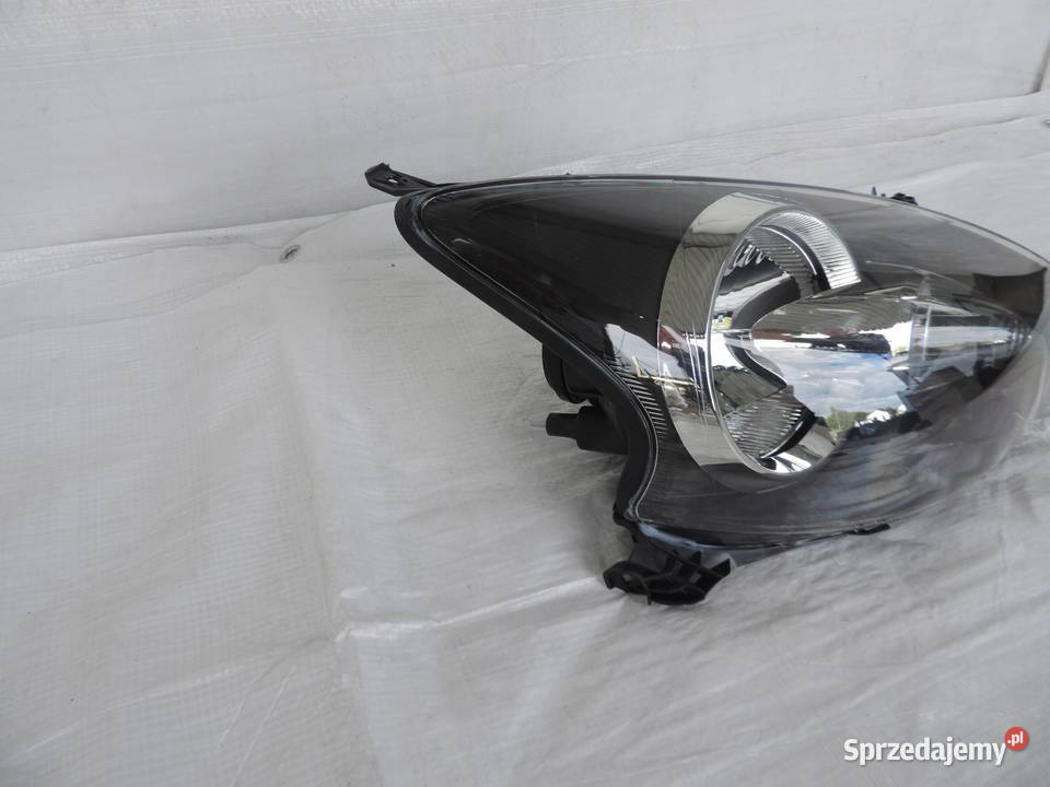 Toyota Aygo I 0514 lampa prawa przód Europa Oświetlenie sprzedam