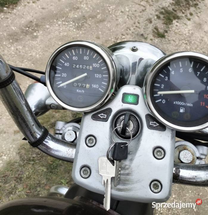 MOTOCYKL HYOSUNG CRUISER II 2 1997 STAN DŁUGIE Działoszyce
