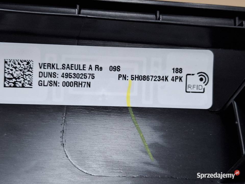 VW GOLF 8 VIII SŁUPEK OSŁONA SŁUPKA PRAWA Bieleń