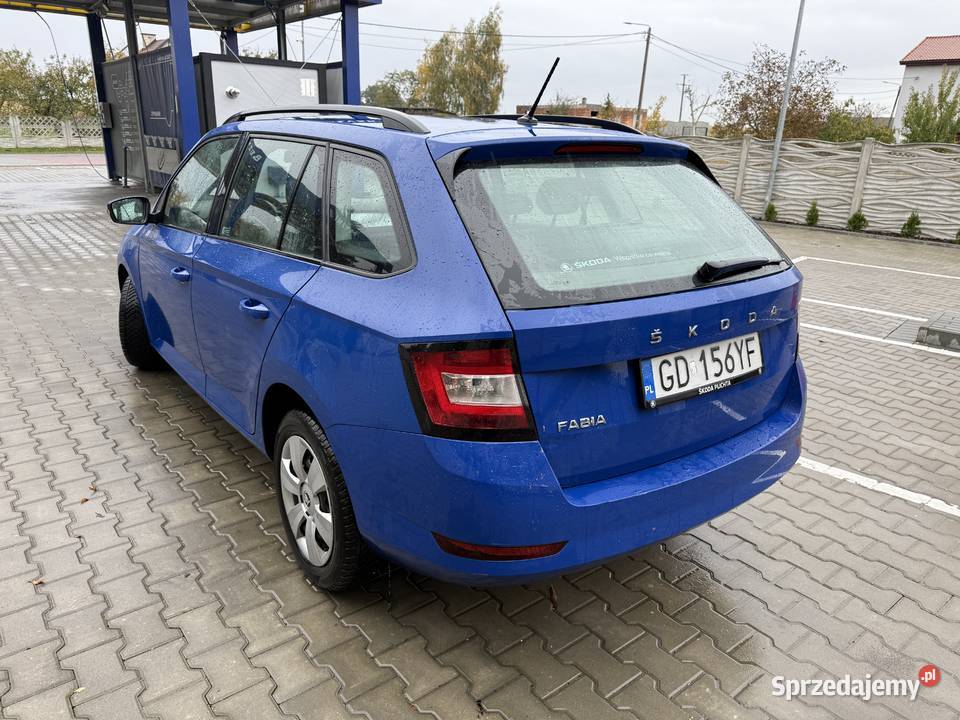 Skoda Fabia Kombi 10 LPGBenzyna 2021 Faktura VAT Rok produkcji 2021 Ostrów Wielkopolski