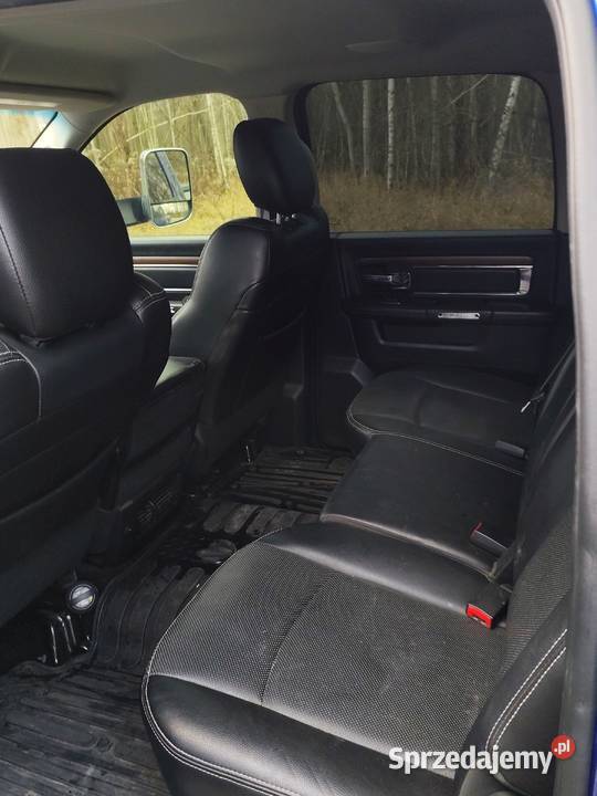 Dodge Ram 1500 2016 57 hemi Laramie 4x4 pickup śląskie