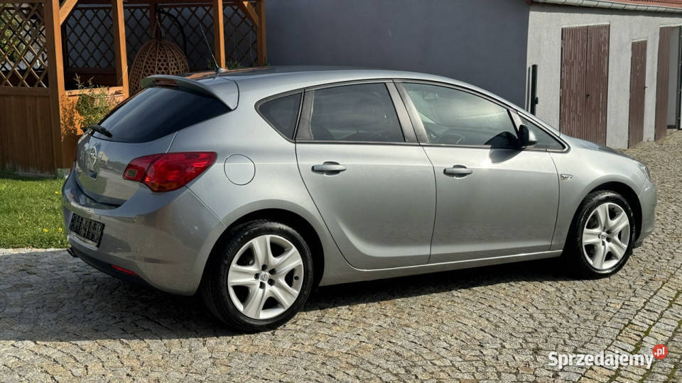 Opel Astra 14 TURBO 120 z Niemiec Bogata wersja Strzegom sprzedam