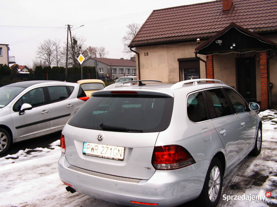 Volkswagen Golf 14 Etylina Combi 2012 r poduszka powietrzna Samochody osobowe Września sprzedam