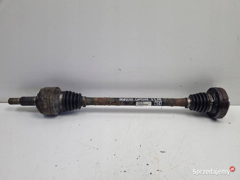 Porsche Cayenne 32 VR6 PRAWA TYLNA PÓŁOŚ półośka