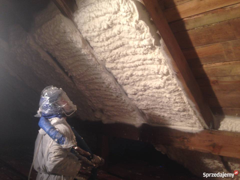Tanie Ocieplenie poddaszy pianką pur Wieliczka