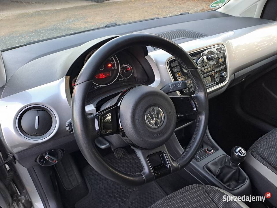 VOLKSWAGEN UP BOGATE WYPOSAŻENIE światła przeciwmgielne