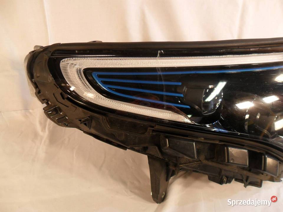 REFLEKTOR PRZÓD STRONA PRAWA MERCEDESBENZ EQC