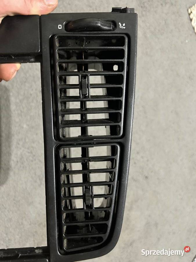 Ramka radia nawiewów konsoli vw passat b3 osobowe Lublin