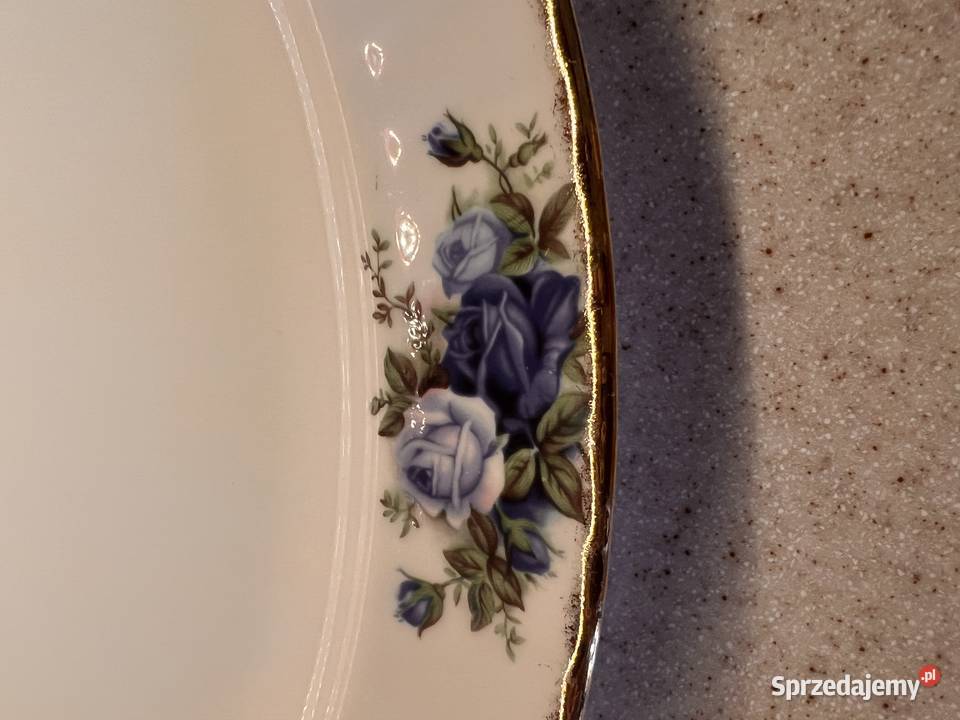 Owalny półmisek z kolekcji porcelany kostnej Legionowo