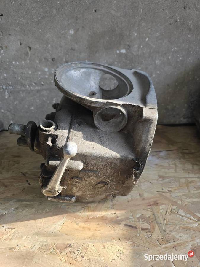 Uszkodzona skrzynia ural M67
