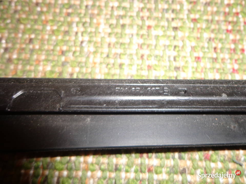 VW GOLF VII Listwa szyby drzwi przednich lewych Łódź