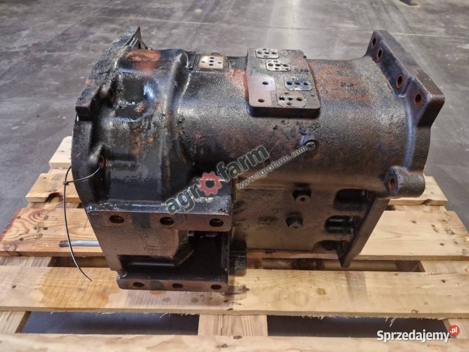 Obudowa skrzyni biegów Case Luxxum 120 110 100 Byków