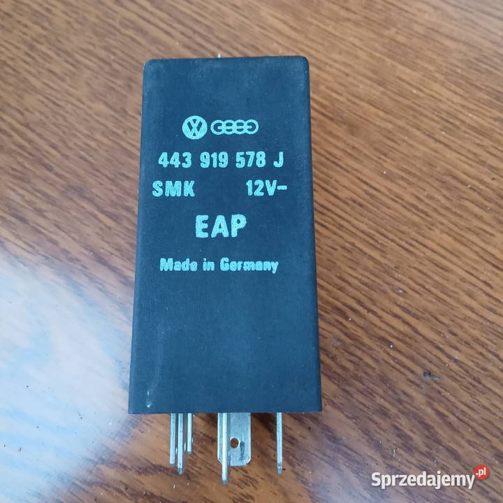 Audi 80 B4 Przekaźnik 305 klimatyzacji Dębica