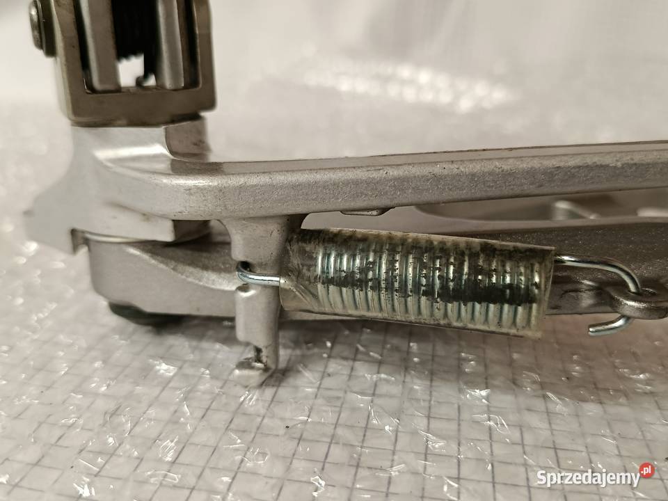 Yamaha R1 RN 12 set prawy podnóżek sprzedam