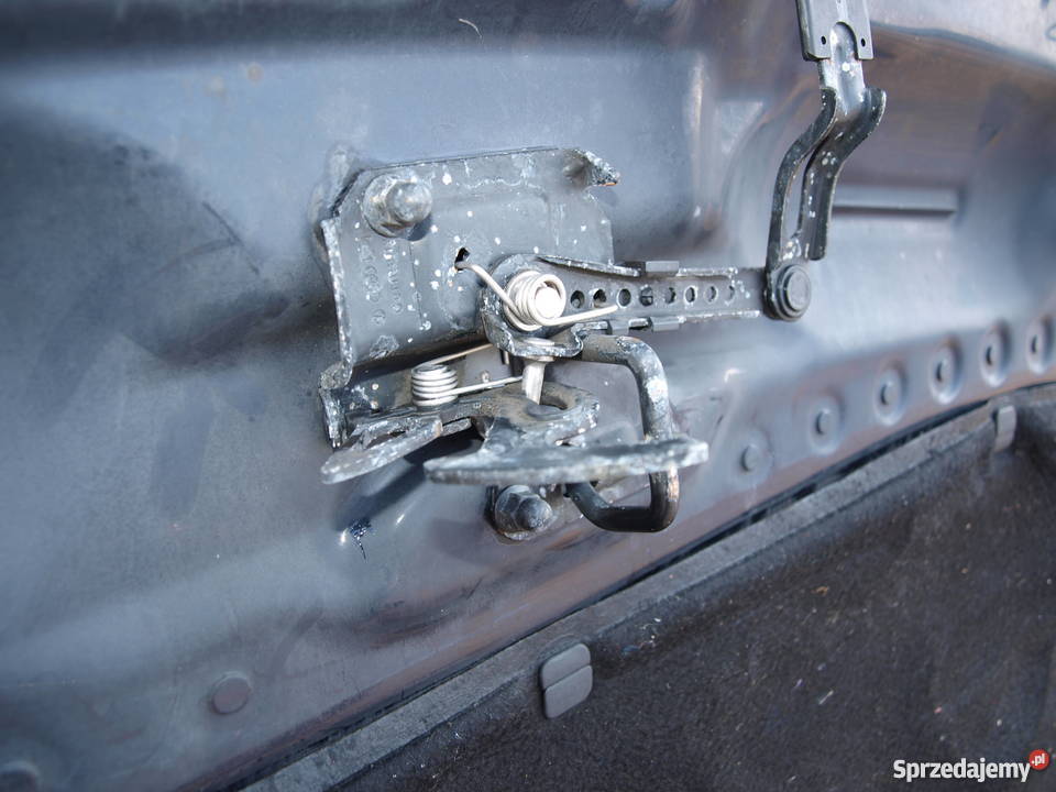 Audi A4 zamek rygiel blokada maski 1995 2001r zamki, wkładki, kluczyki Kalisz