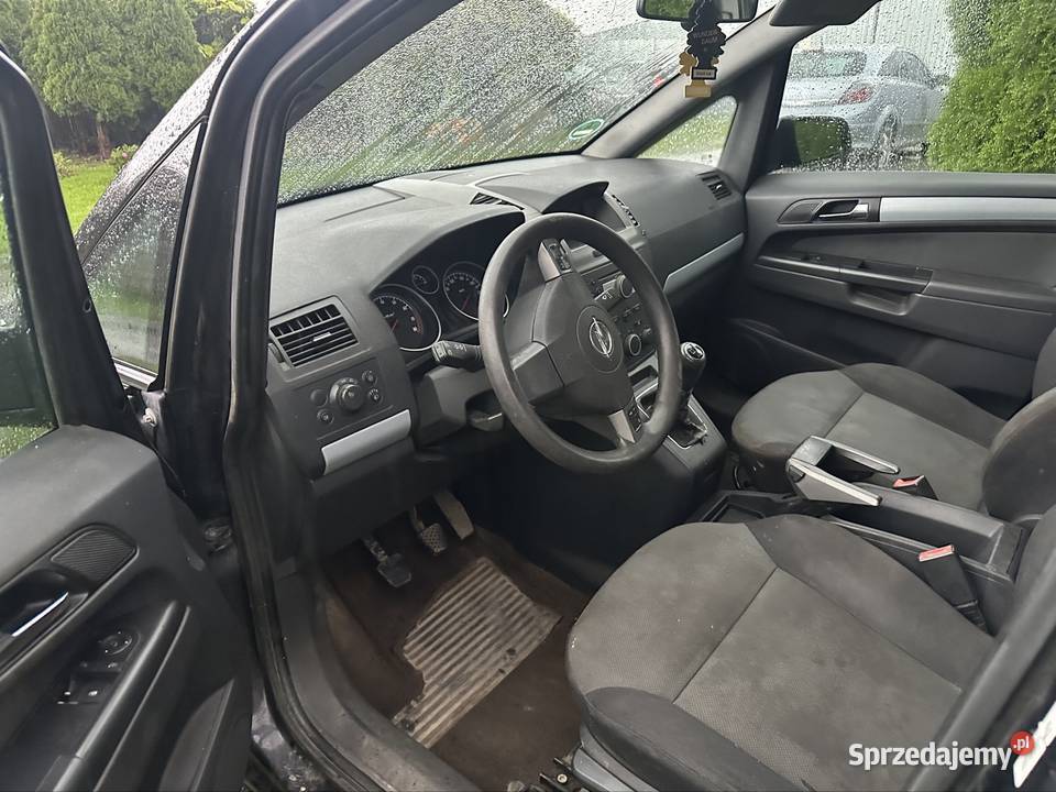 Opel Zafira 16 benzyna 2005r 7osobowy nieuszkodzony warmińsko-mazurskie Morąg sprzedam